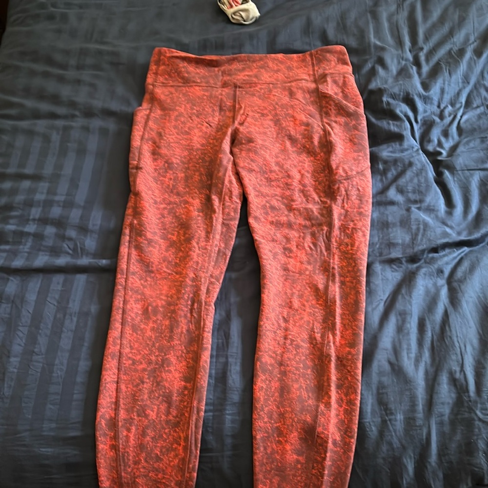 Lululemon invigorate size 12 leggings